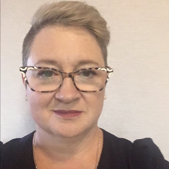 Meet your Posher, Joan - Picture 1 of 1